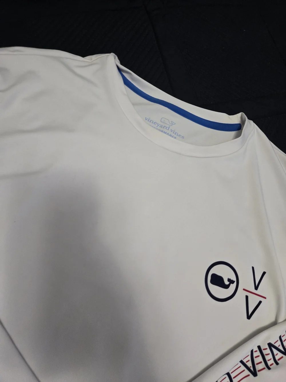 Vineyard Vines Men’s White Performance Tee Long Sleeve Xl